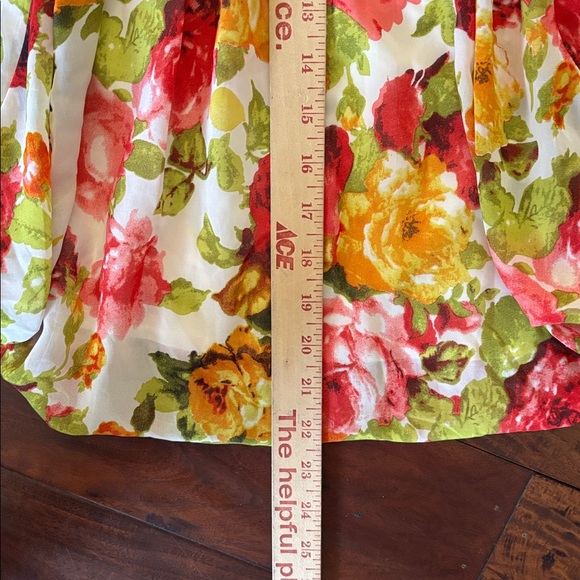 Philosophy | Floral Blouse - Red and Green - Picture 7 of 9